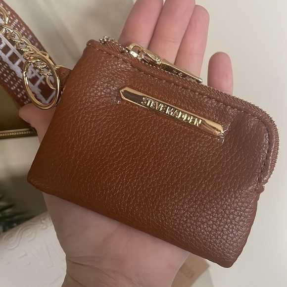 Brand New Steve Madden BLaurie Bone Cognac Logo Embossed Crossbody Wallet Purse - Picture 6 of 16